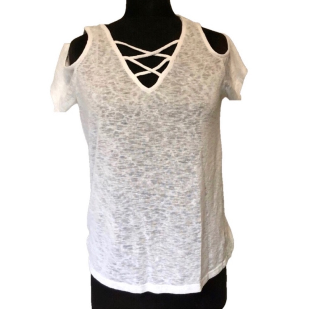 Gibson White Criss-Cross Cold Shoulder Top